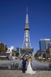 名古屋のテレビ塔で前撮りロケーションフォトウェディング　マーメイドウェディングドレス　photo by Koe